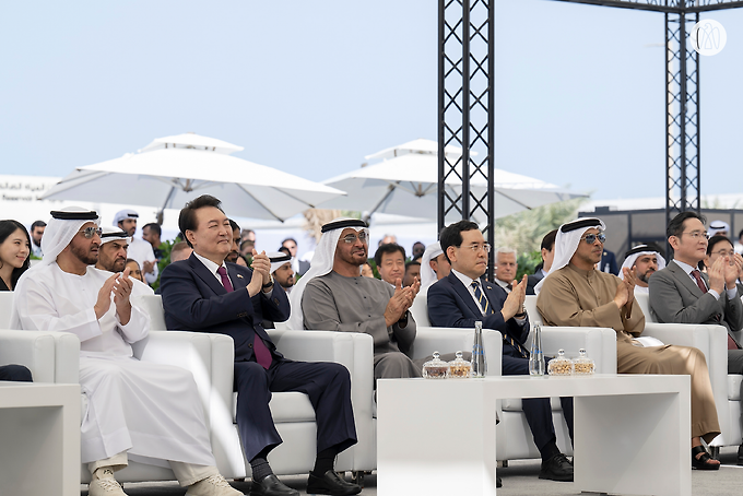 UAE President, Korean President join celebrations of Unit 3 completion at Barakah Plant