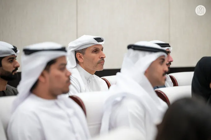 Crown Prince of Abu Dhabi meets UAE Nationals studying in Beijing