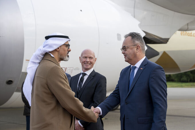 Crown Prince of Abu Dhabi arrives in Norway on official visit