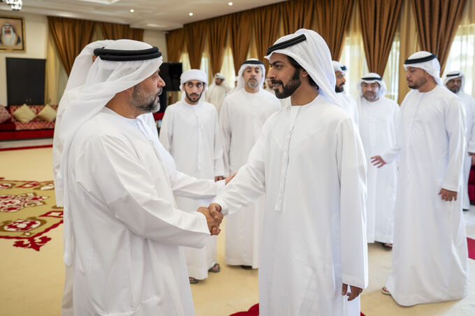 Khalifa bin Tahnoon bin Mohammed offers condolences on the passing of Al Sayed Moussa Al Sayed Abdul-Raheem Al Sayed Mohamed Al Hashemi
