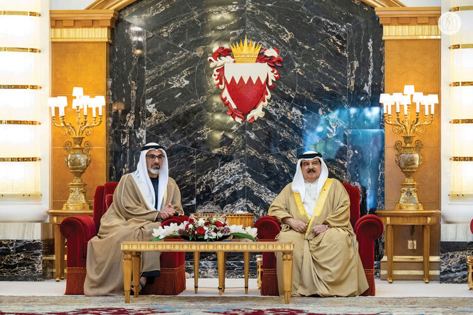 King of Bahrain receives Crown Prince of Abu Dhabi
