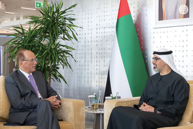 Khaled bin Mohamed bin Zayed receives CEO of BlackRock