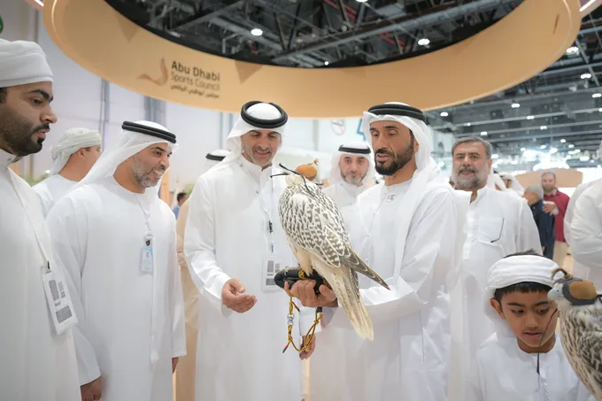 Nahyan bin Zayed visits 22nd Abu Dhabi International Hunting and Equestrian Exhibition