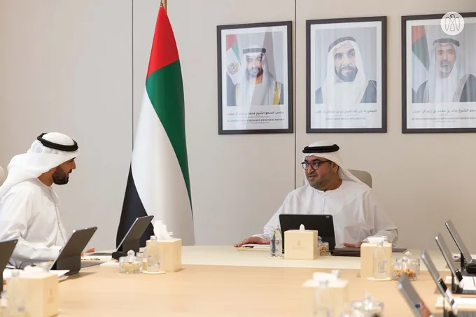 v|Mohammed bin Hamdan bin Zayed receives delegation from Abu Dhabi Agriculture and Food Safety Authority