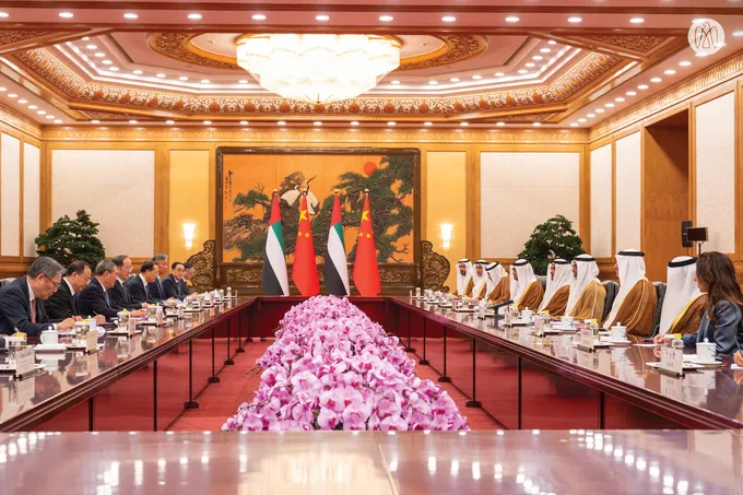 Crown Prince of Abu Dhabi and Premier of China discuss strengthening comprehensive strategic partnership and expanding cooperation