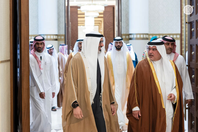 Crown Prince of Abu Dhabi arrives in Bahrain