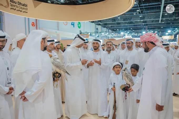 Nahyan bin Zayed visits 22nd Abu Dhabi International Hunting and Equestrian Exhibition
