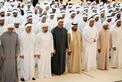 رئيس الدولة وحاكم رأس الخيمة والشيوخ يؤدون صلاة الجنازة على جثمان طحنون بن محمد