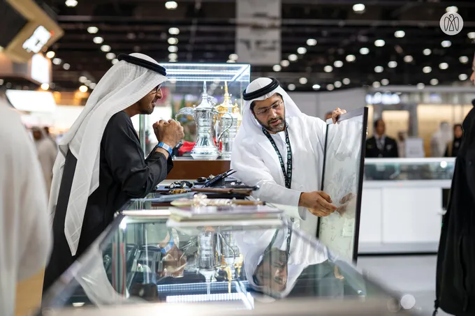 UAE President visits Abu Dhabi International Hunting and Equestrian Exhibition