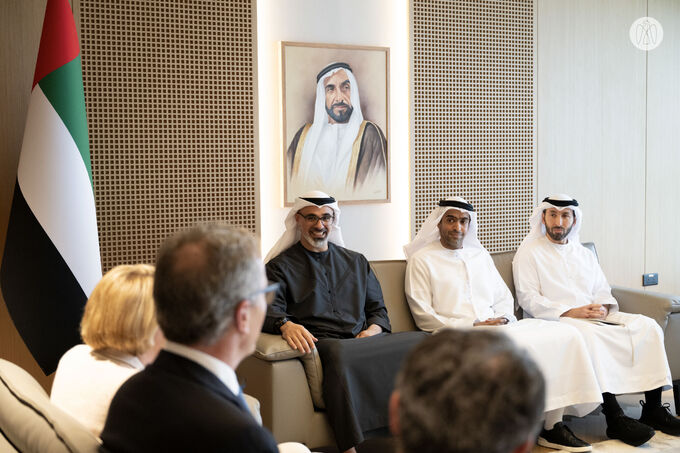 Khaled bin Mohamed bin Zayed receives CEO of Cleveland Clinic