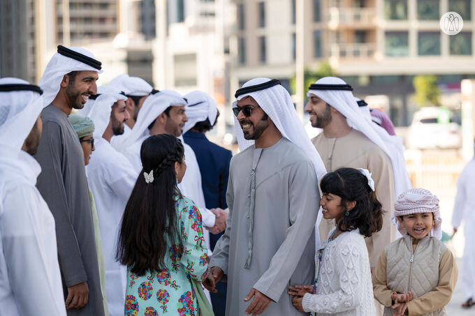 In the presence of Hamed bin Zayed, Khaled bin Mohamed bin Zayed visits Al Hosn Festival