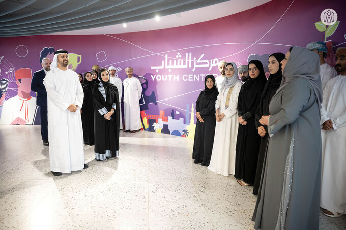 Theyab bin Mohamed bin Zayed visits headquarters of Oman Youth Center