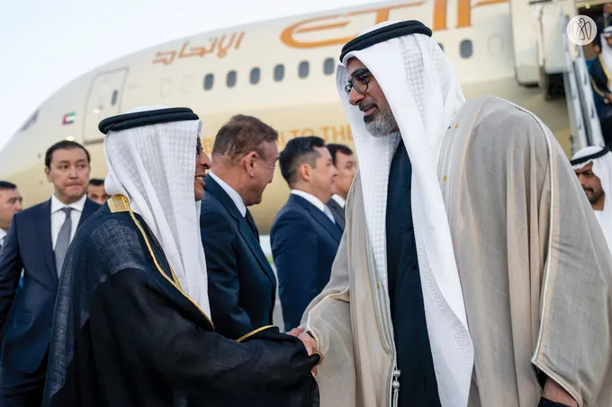 Crown Prince of Abu Dhabi arrives in Astana on official visit
