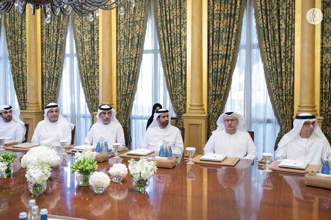 Hamdan bin Zayed chairs Emirates Red Crescent board meeting