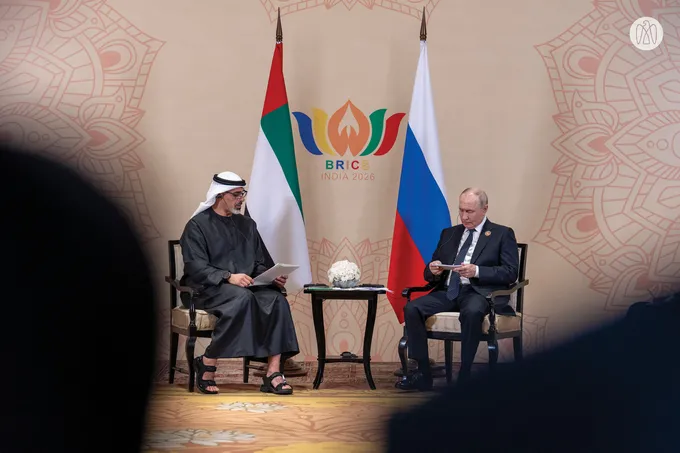 Crown Prince of Abu Dhabi discusses bilateral cooperation with Russian President on sidelines of BRICS Summit