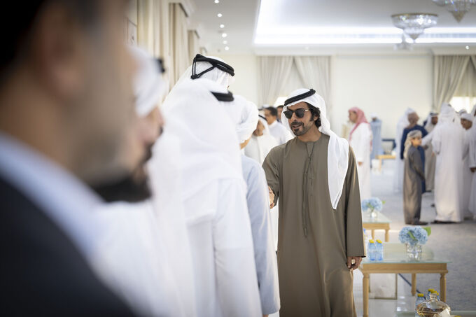 Khalifa bin Tahnoon bin Mohammed offers condolences on the passing of Abdulla Ameen Al Shorafaa