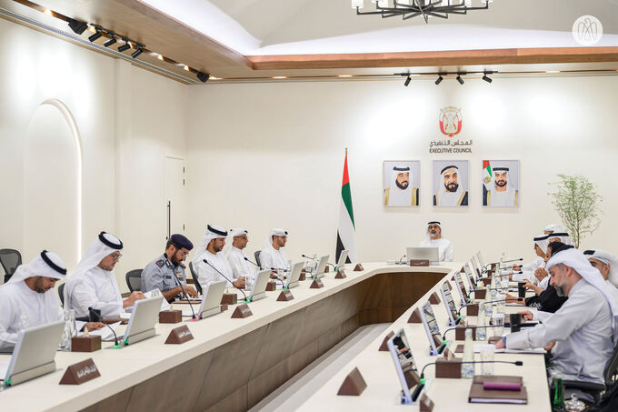 Khaled bin Mohamed bin Zayed chairs Abu Dhabi Executive Council meeting