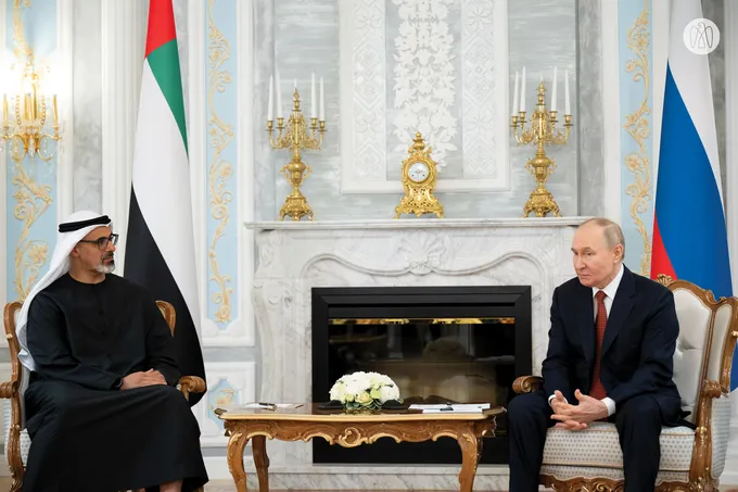 Crown Prince of Abu Dhabi meets Russian President in Minsk, Belarus