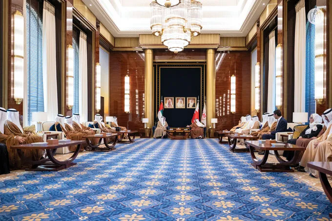 Crown Prince of Abu Dhabi arrives in Bahrain