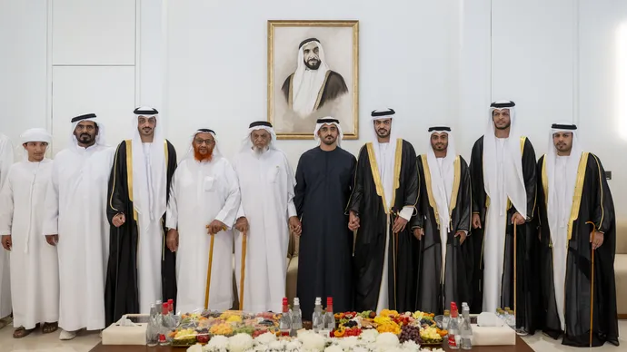 زايد بن محمد بن زايد يحضر حفل استقبال بمناسبة زفاف أنجال صالح سليم المنهالي