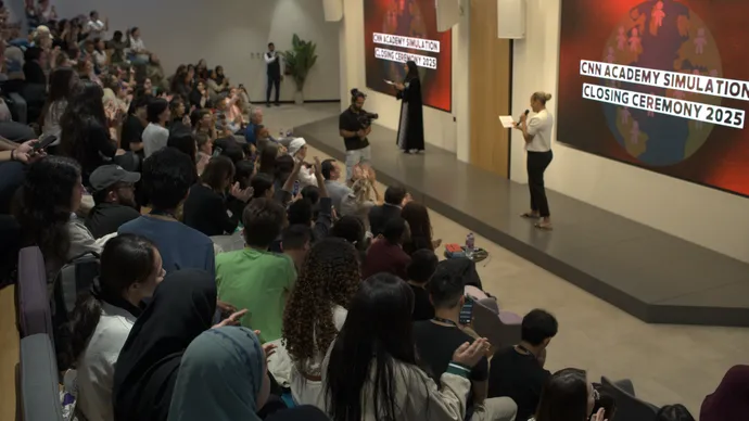 الدورة الخامسة من أكاديمية CNN أبوظبي التي تنظّمها هيئة الإعلام الإبداعي تسهم في تمكين المواهب من الصحفيين ورواة القصص