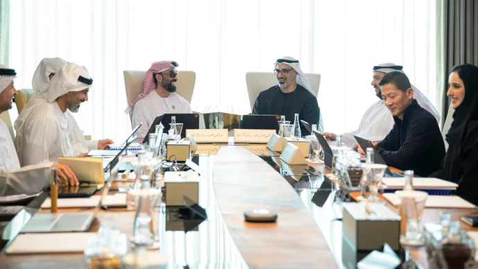 In the presence of Khaled bin Mohamed bin Zayed, Tahnoon bin Zayed chairs meeting of Artificial Intelligence and Advanced Technology Council