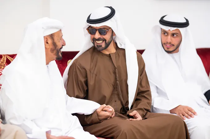 خليفة بن طحنون بن محمد يحضر حفل استقبال بمناسبة زفاف حمدان حمد العامري