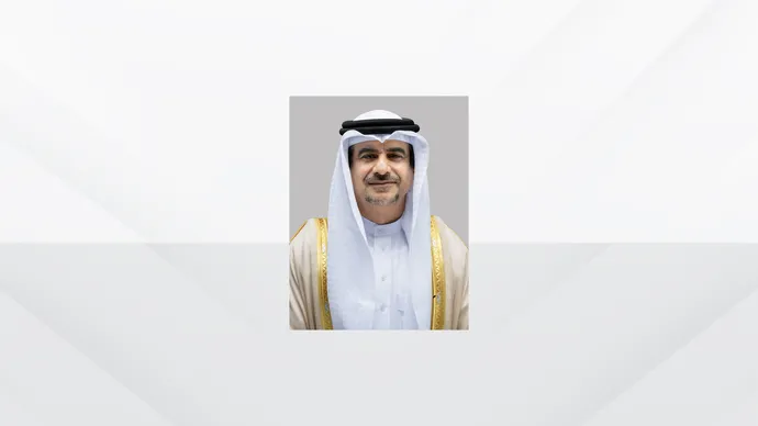 بصفته حاكماً لإمارة أبوظبي.. رئيس الدولة يصدر مرسوماً أميرياً بمنح درجة رئيس دائرة