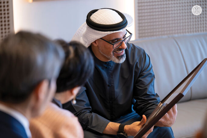 Crown Prince of Abu Dhabi receives Governor of Tokyo