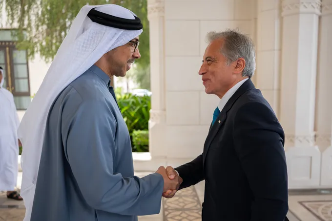 Mansour bin Zayed, Jordanian PM witness signing of agreement to develop railway network in Jordan, establish UAE–Jordan Railway Company