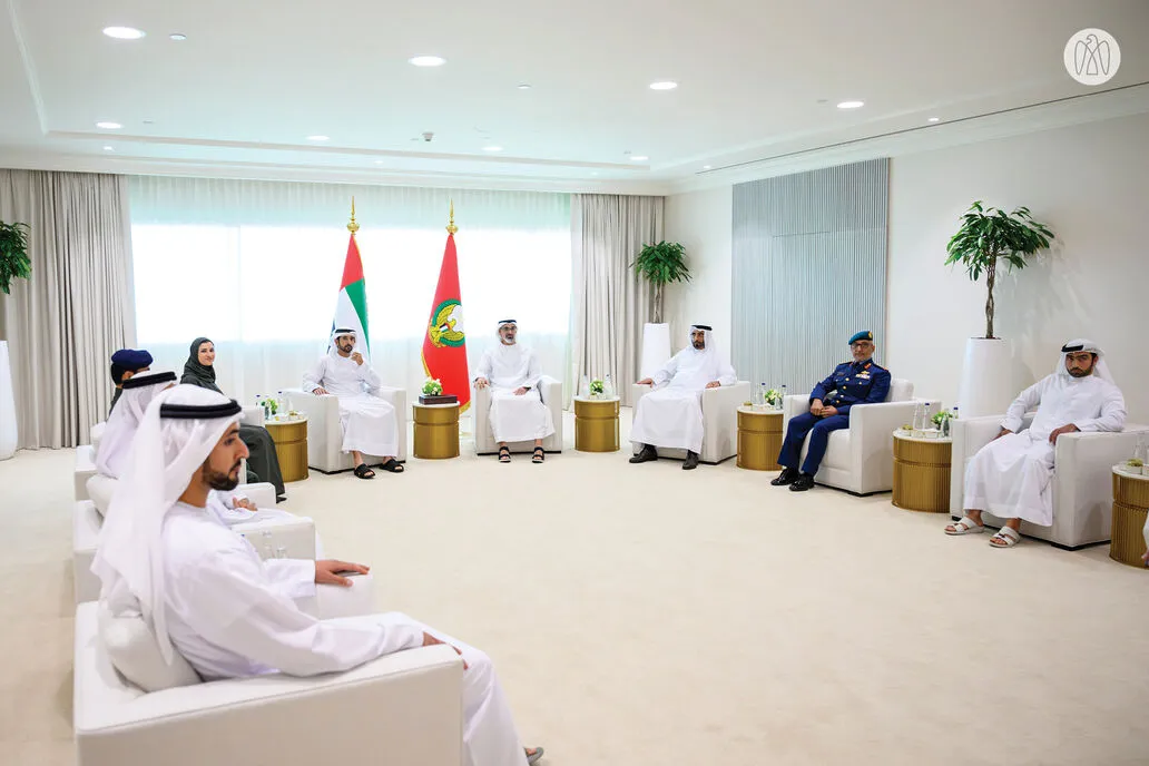 خالد بن محمد بن زايد وحمدان بن محمد بن راشد يطلقان المرحلة التنفيذية لمشروع «سرب» لتعزيز منظومة تصنيع الأقمار الاصطناعية وتشغيلها