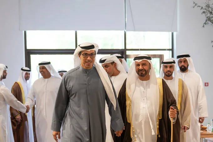 Mansour bin Zayed attends wedding reception