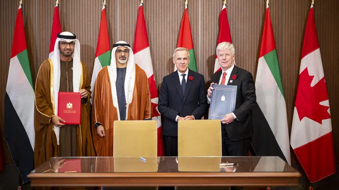 Crown Prince of Abu Dhabi and Prime Minister of Canada discuss strengthening strategic partnerships and expanding bilateral cooperation