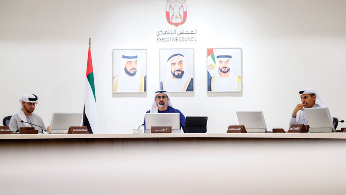 Khaled bin Mohamed bin Zayed chairs Abu Dhabi Executive Council meeting