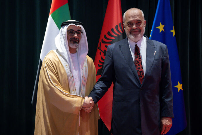 العلاقات الثنائية بين الإمارات وألبانيا