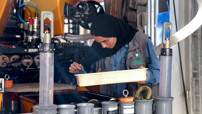 Environment Agency – Abu Dhabi partners with OceanX, M42 Healthcare and Bayanat to research impact of climate change on UAE waters