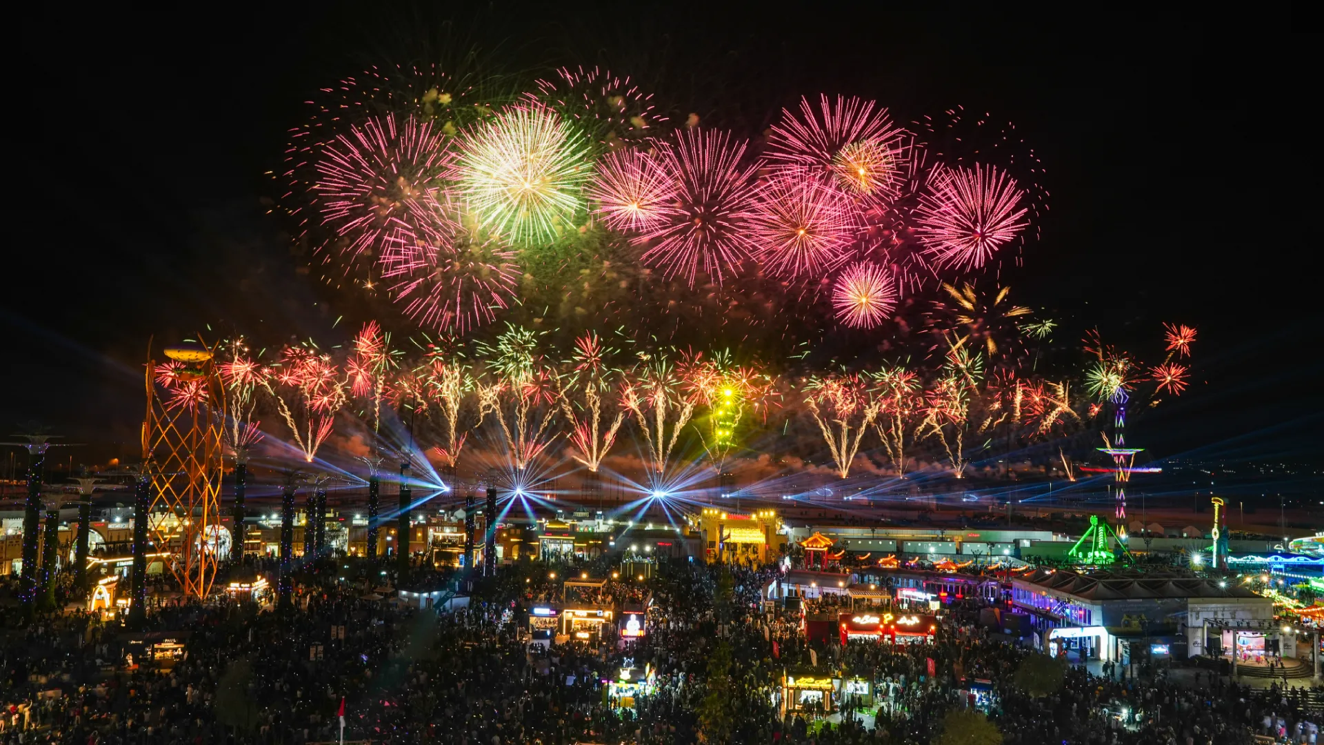 Sheikh Zayed Festival to celebrate New Year’s Eve with 62min fireworks display and world-1st drone show featuring 6,500 drones