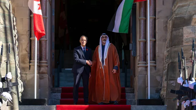 ولي عهد أبوظبي ورئيس وزراء كندا يبحثان سُبل تعزيز الشراكة الاستراتيجية وتوسيع آفاق التعاون بين البلدين