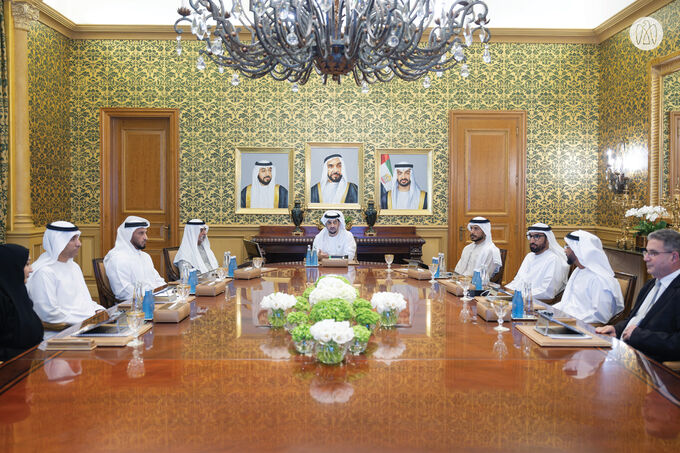 Hamdan bin Zayed chairs Abu Dhabi University board of trustees meeting