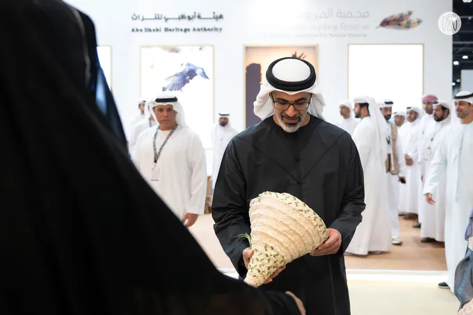 Khaled bin Mohamed bin Zayed visits Abu Dhabi International Hunting and Equestrian Exhibition (ADIHEX)