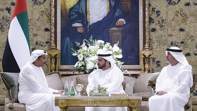 Hamdan bin Zayed receives Chairman and member of the Higher Organising Committee of Zayed Charitable Marathon