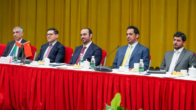 بقيادة دائرة البلديات والنقل وفد من حكومة أبوظبي يزور شنغهاي وهانغتشو لتعزيز الابتكار الحضري والتعاون بين البلديات