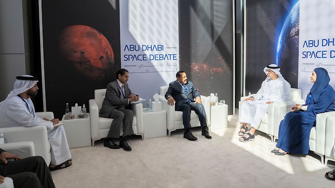 Khaled bin Mohamed bin Zayed meets leaders of space agencies from around the world at Abu Dhabi Space Debate