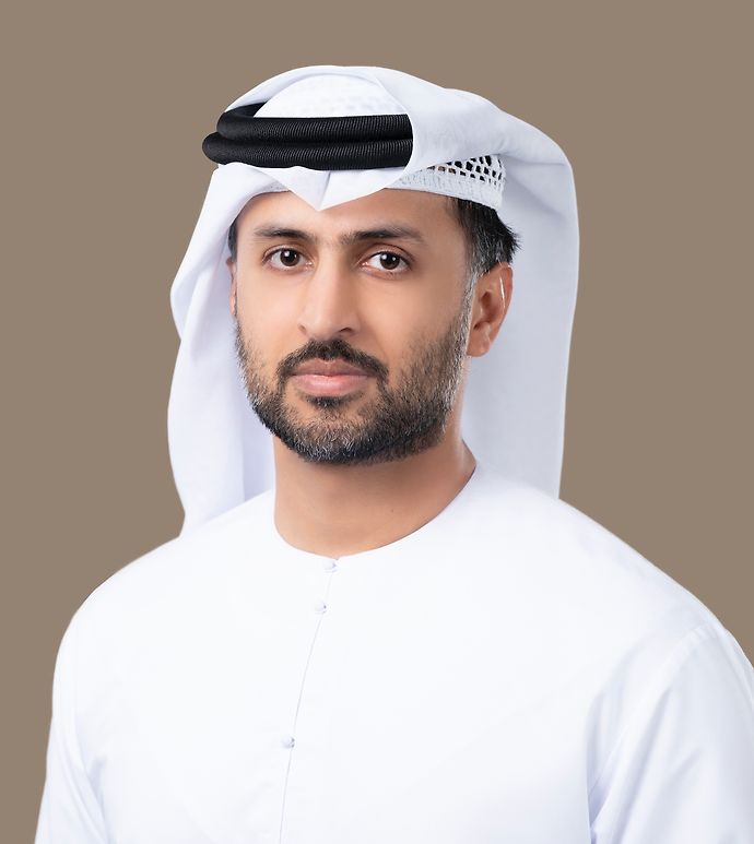 Mohamed bin Zayed Issues resolution appointing Kamal Ishaq Almaazmi as Director General of Strategic Financial Affairs at Department of Finance