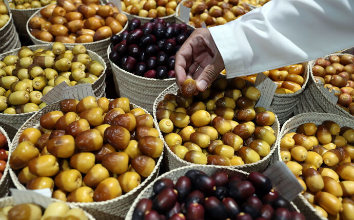 liwa date festival