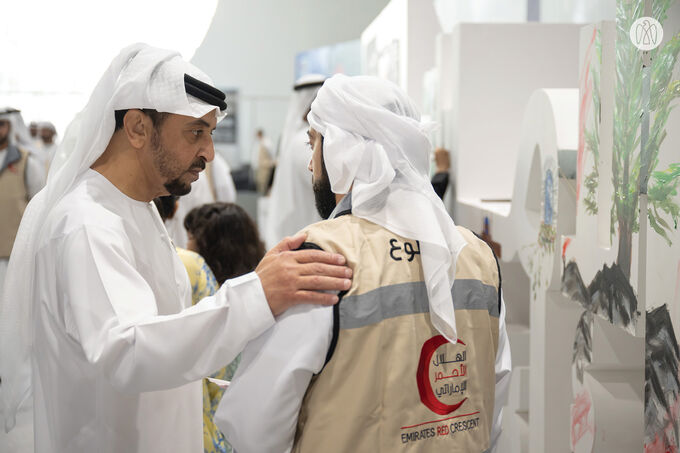 Hamdan bin Zayed participates in UAE stands with Lebanon humanitarian campaign efforts in Abu Dhabi