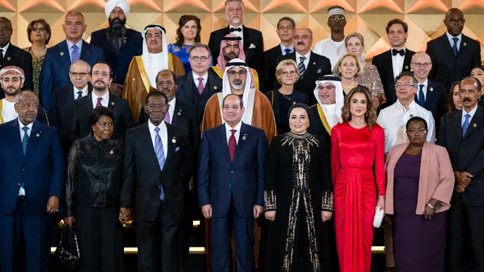 نيابة عن رئيس الدولة.. ولي عهد أبوظبي يشهد حفل الافتتاح الرسمي للمتحف المصري الكبير