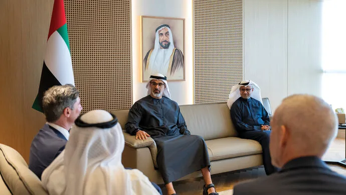 Khaled bin Mohamed bin Zayed meets Starbucks Chairman and CEO