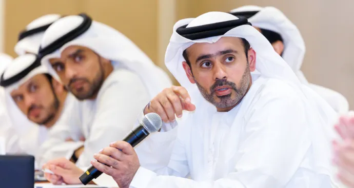 غرفة تجارة وصناعة أبوظبي تعقد لقاءات مع القطاعين العام والخاص لتعزيز استقرار الأسواق ومرونة سلاسل الإمداد