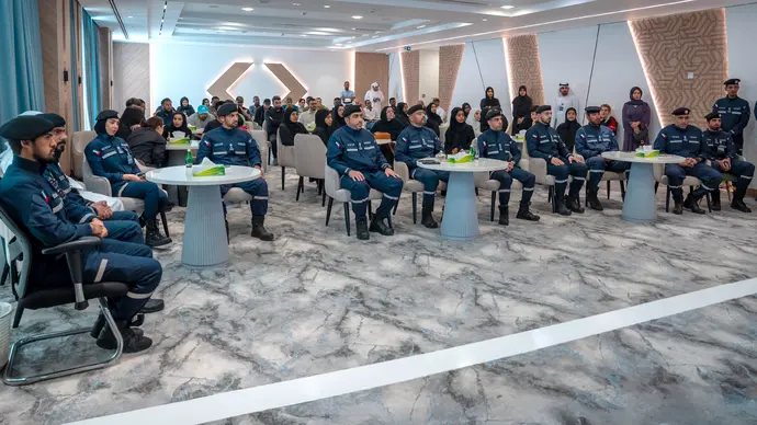هيئة أبوظبي للدفاع المدني تنفِّذ مبادرة «التدريب المجتمعي المناطقي» التطوعية الأولى بمشاركة أكثر من 100 متطوِّع